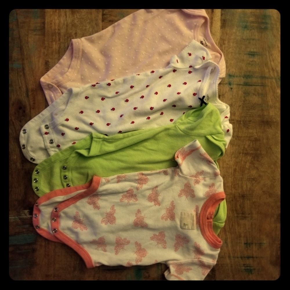 Girls 4pc 6M onesie set